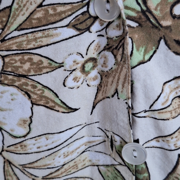 Cathy Essentials Woman Hawaiian Shirt Plus Sz1X Cotton Neutral Colors Comfy Cozy - Picture 5 of 10